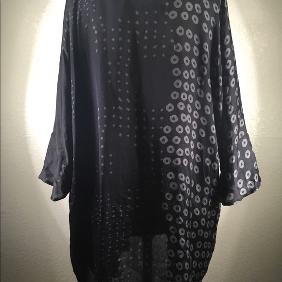 Biya by Johnny Was Mutiah Silk Blouse in Galaxies M NWOT - Picture 4 of 4